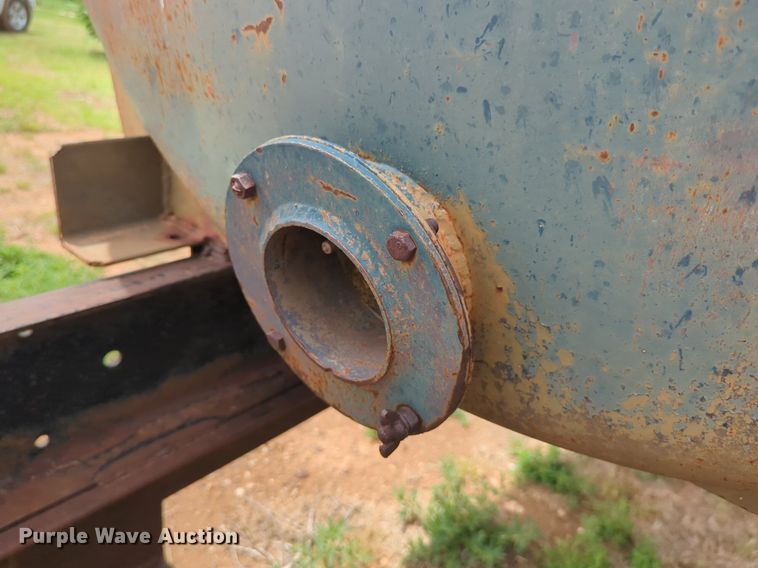 image for item DS6780 Shop built tank trailer