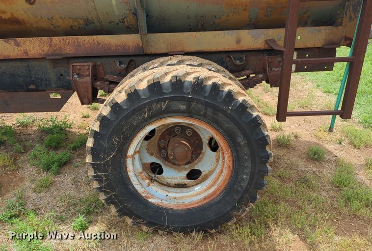 image for item DS6780 Shop built tank trailer