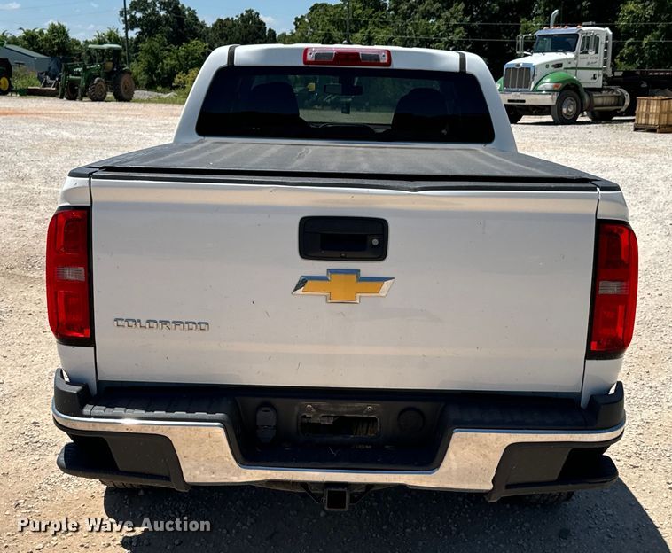 image for item DX0747 2016 Chevrolet Colorado Crew Cab pickup truck