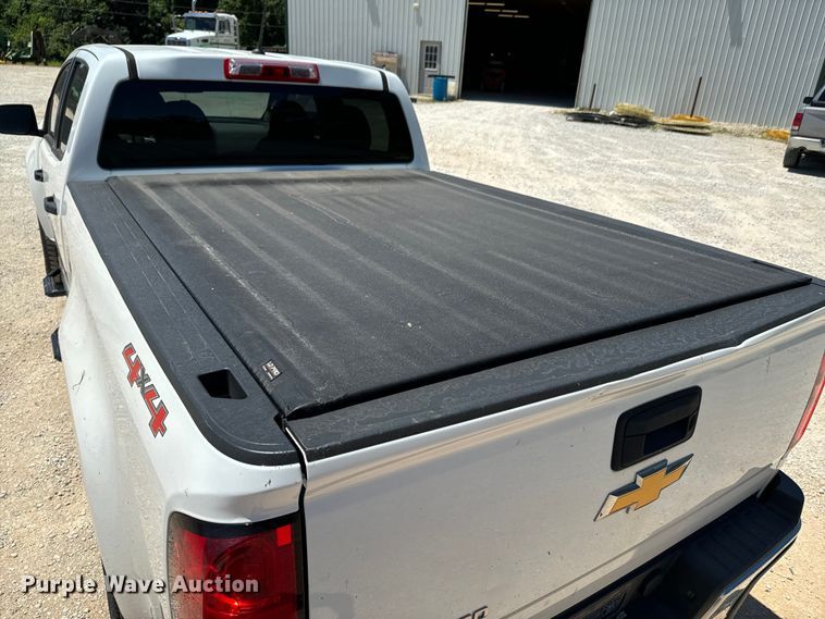 image for item DX0747 2016 Chevrolet Colorado Crew Cab pickup truck