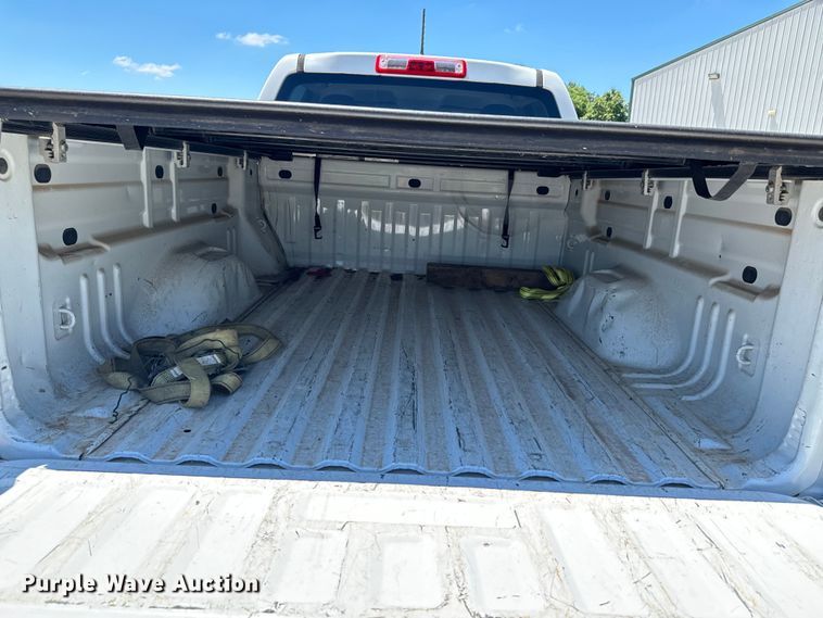 image for item DX0747 2016 Chevrolet Colorado Crew Cab pickup truck