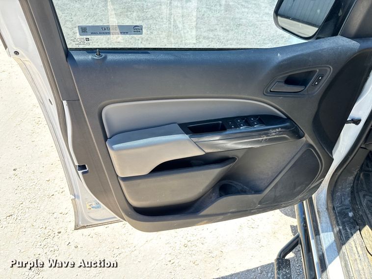 image for item DX0747 2016 Chevrolet Colorado Crew Cab pickup truck