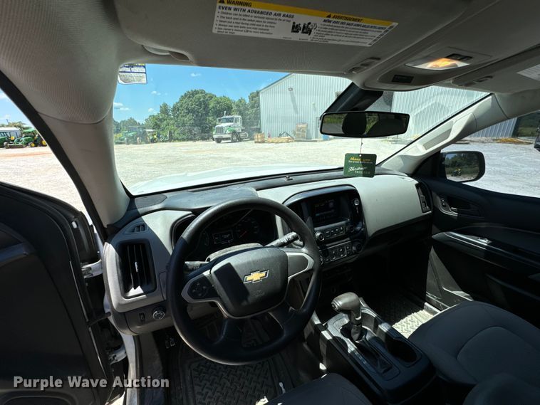 image for item DX0747 2016 Chevrolet Colorado Crew Cab pickup truck