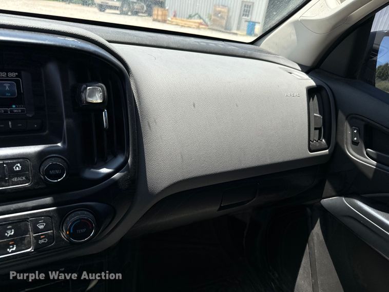 image for item DX0747 2016 Chevrolet Colorado Crew Cab pickup truck