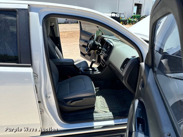 image for item DX0747 2016 Chevrolet Colorado Crew Cab pickup truck