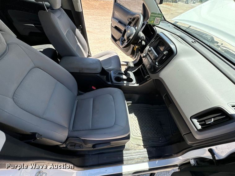 image for item DX0747 2016 Chevrolet Colorado Crew Cab pickup truck