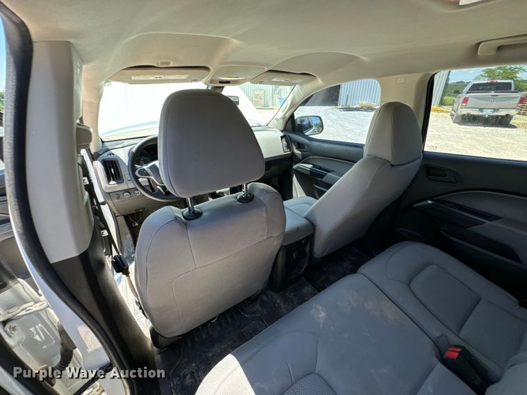 image for item DX0747 2016 Chevrolet Colorado Crew Cab pickup truck