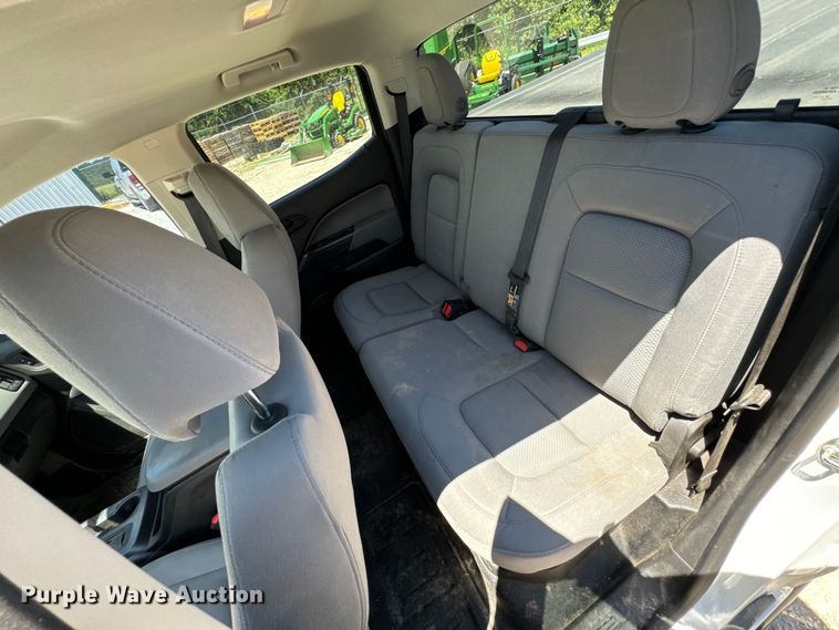 image for item DX0747 2016 Chevrolet Colorado Crew Cab pickup truck