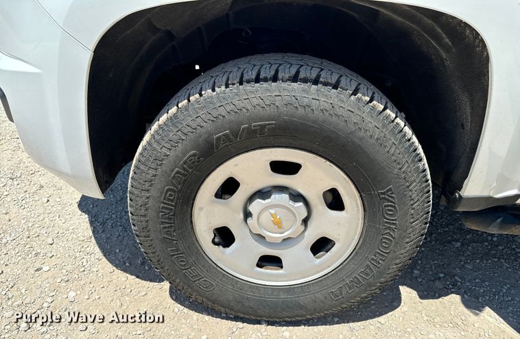 image for item DX0747 2016 Chevrolet Colorado Crew Cab pickup truck