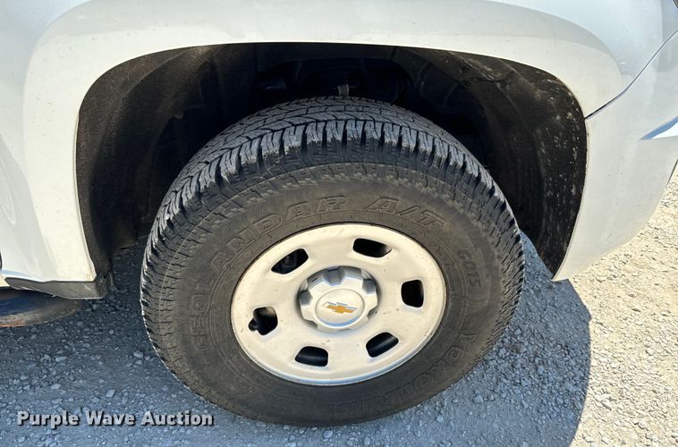 image for item DX0747 2016 Chevrolet Colorado Crew Cab pickup truck