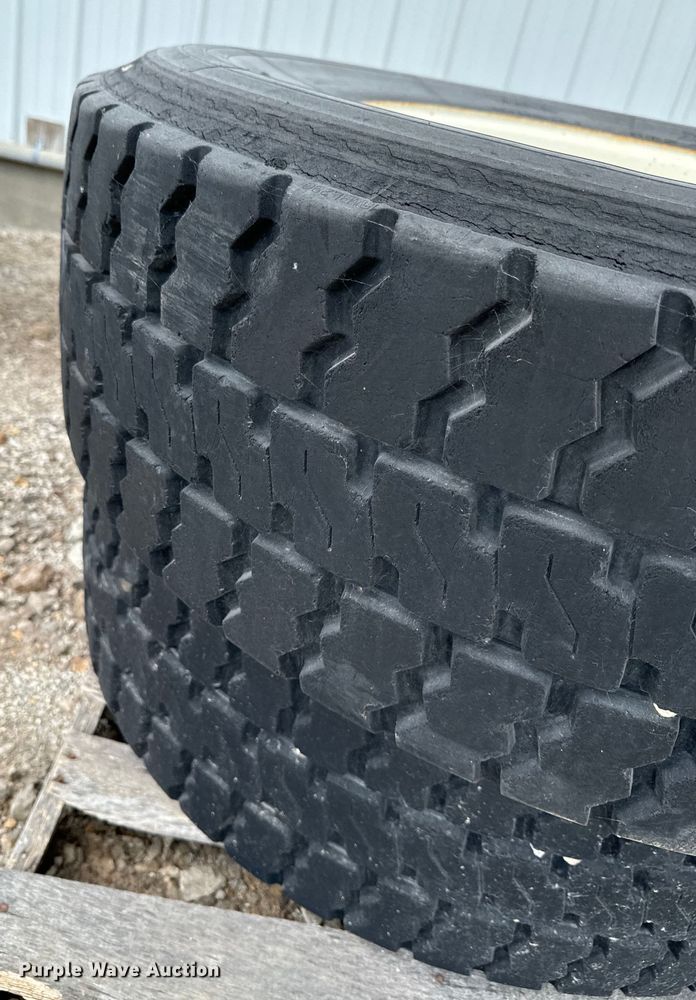 image for item DX0765 Truck parts