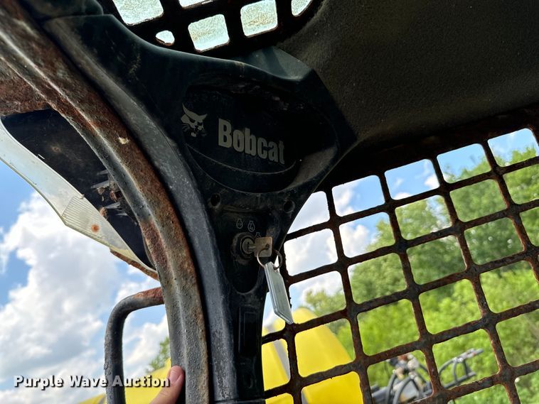 image for item DX0775 2016 Bobcat S650 skid steer loader