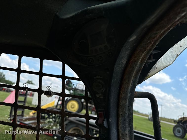 image for item DX0775 2016 Bobcat S650 skid steer loader