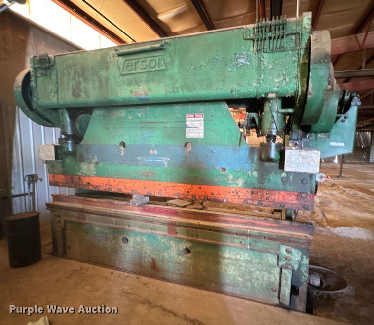 image for item DX0781 Verson  B-710 press brake