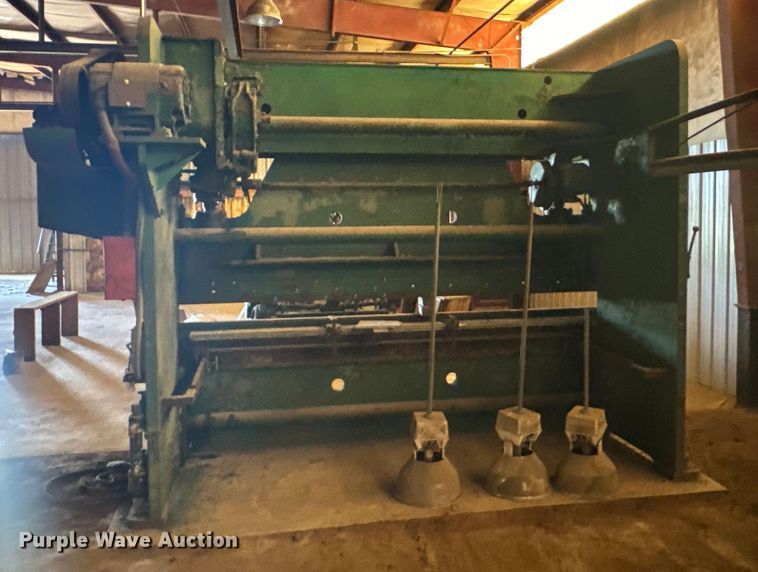 image for item DX0781 Verson  B-710 press brake