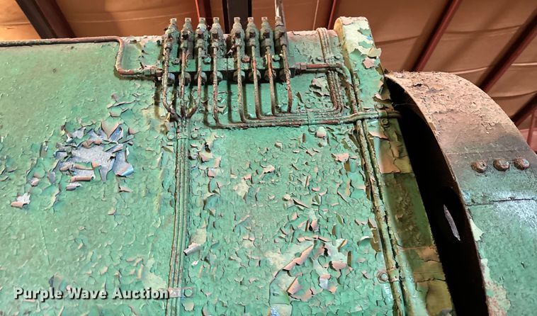 image for item DX0781 Verson  B-710 press brake