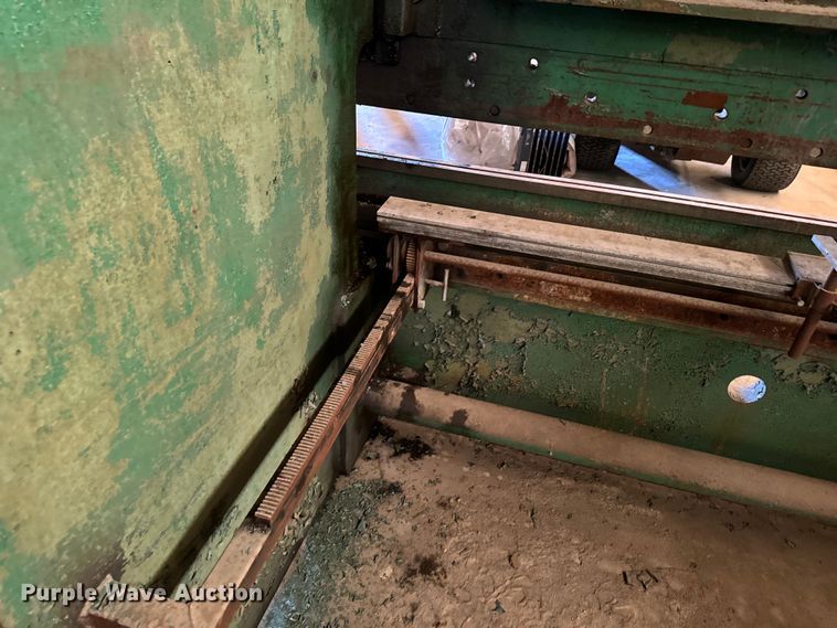 image for item DX0781 Verson  B-710 press brake