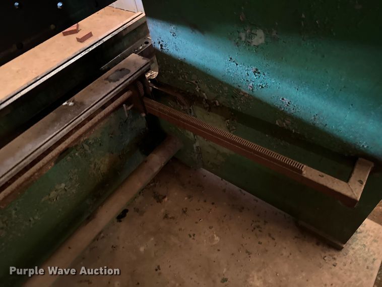 image for item DX0781 Verson  B-710 press brake