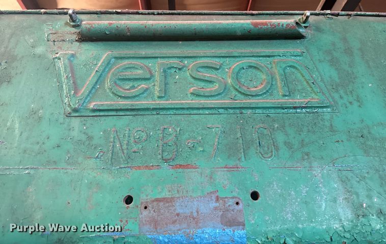 image for item DX0781 Verson  B-710 press brake