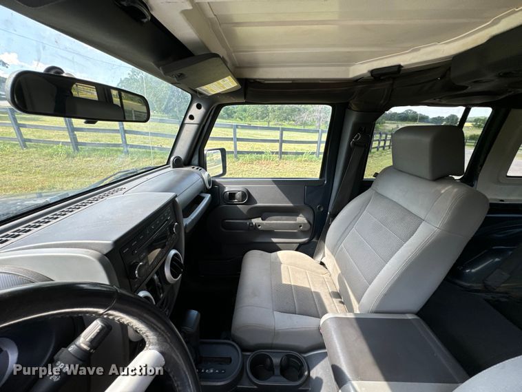 image for item DX0793 2008 Jeep Wrangler Unlimited Sahara SUV