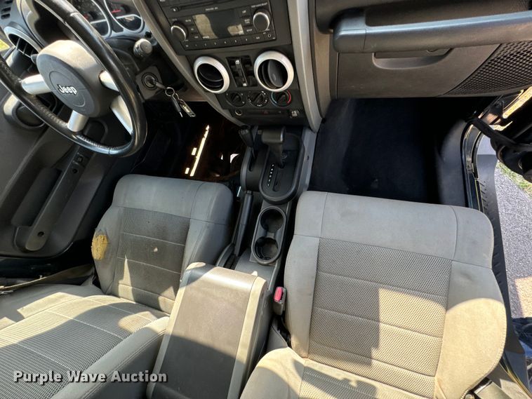 image for item DX0793 2008 Jeep Wrangler Unlimited Sahara SUV