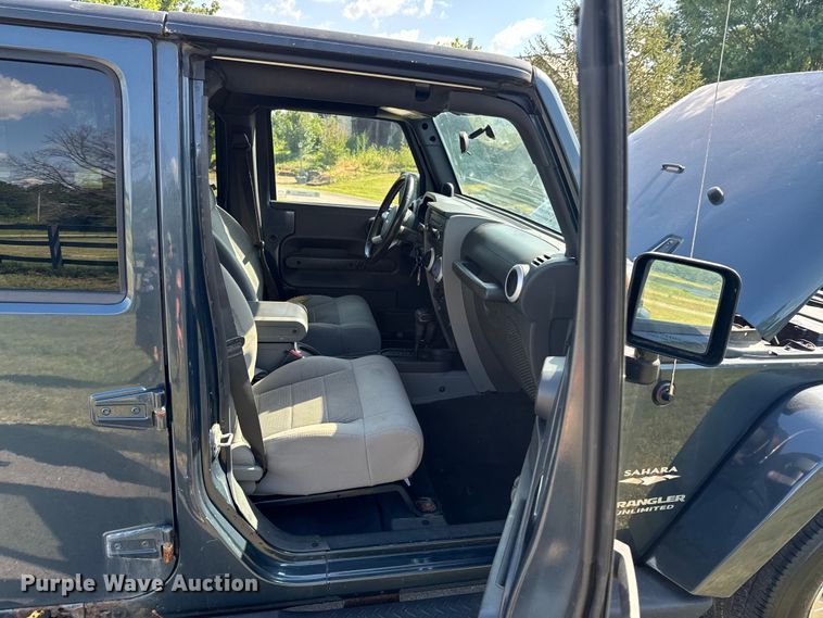 image for item DX0793 2008 Jeep Wrangler Unlimited Sahara SUV