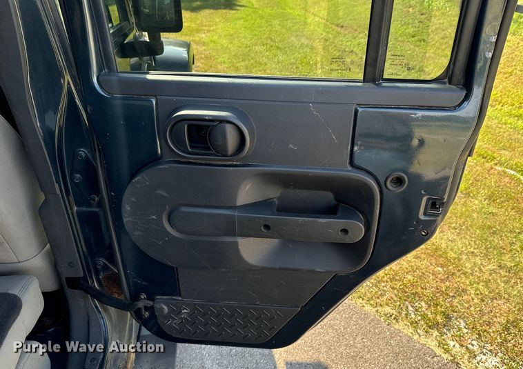 image for item DX0793 2008 Jeep Wrangler Unlimited Sahara SUV