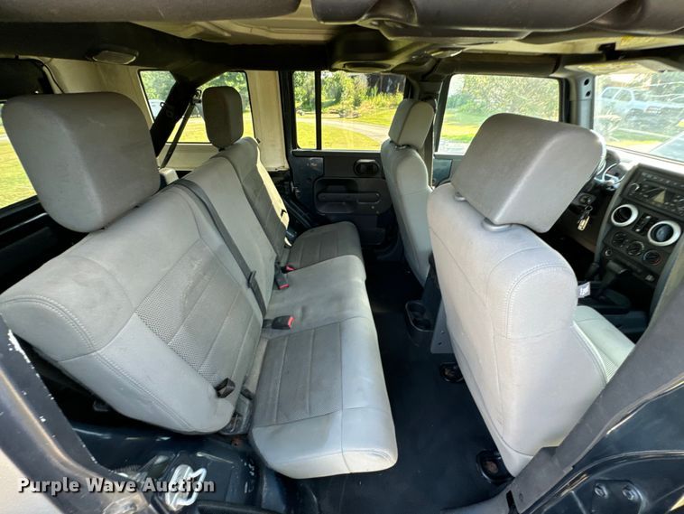 image for item DX0793 2008 Jeep Wrangler Unlimited Sahara SUV