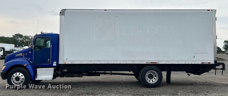 image for item EG0678 2010 Kenworth T370 box truck