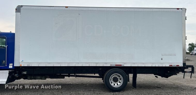 image for item EG0678 2010 Kenworth T370 box truck