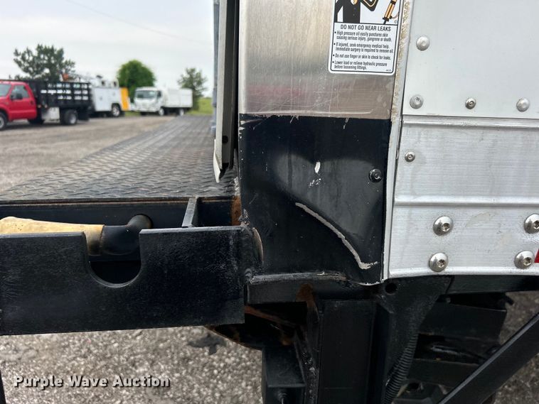 image for item EG0678 2010 Kenworth T370 box truck