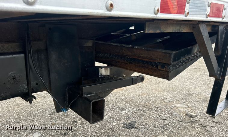 image for item EG0678 2010 Kenworth T370 box truck