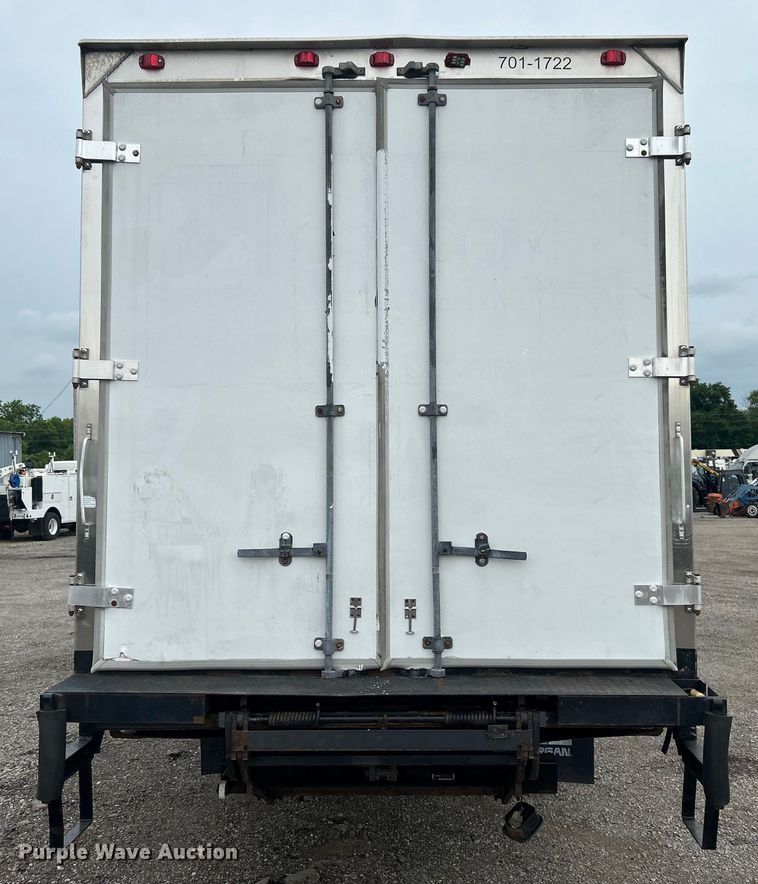 image for item EG0678 2010 Kenworth T370 box truck
