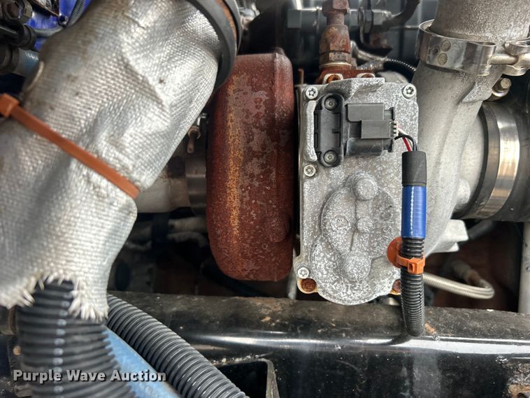 image for item EG0678 2010 Kenworth T370 box truck