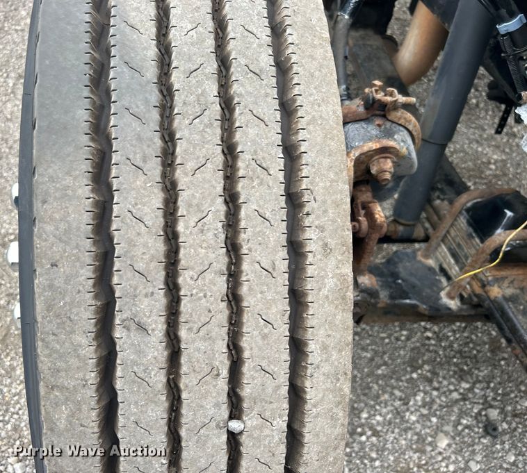 image for item EG0678 2010 Kenworth T370 box truck