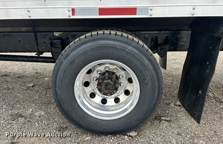 image for item EG0678 2010 Kenworth T370 box truck