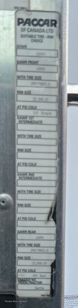 image for item EG0678 2010 Kenworth T370 box truck