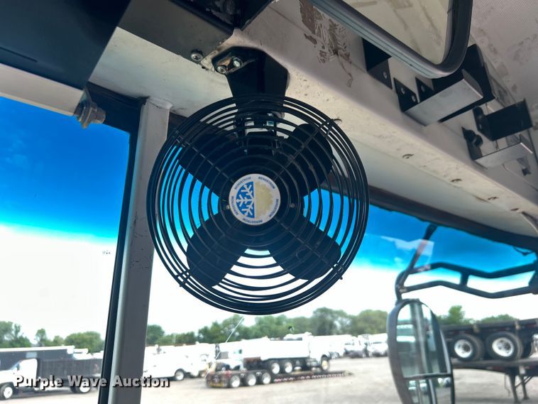 image for item EG0712 2009 Blue Bird Vision school bus