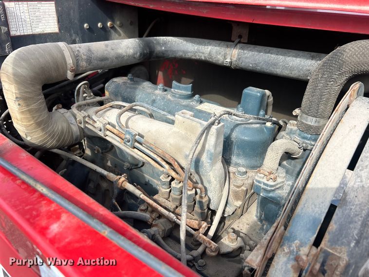 image for item EG0714 2002 Moffett  M5000 forklift