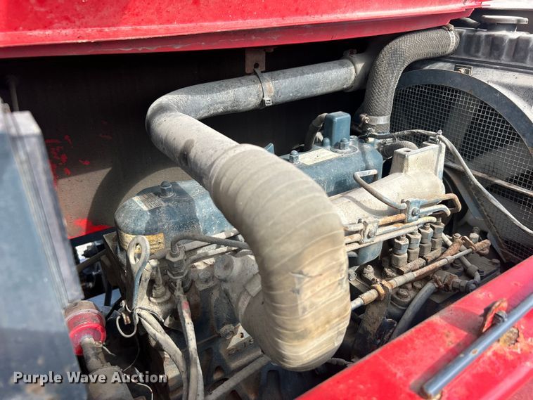 image for item EG0714 2002 Moffett  M5000 forklift