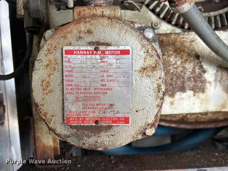 image for item EG0715 2002 International  8100 fuel truck