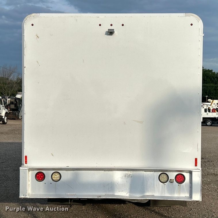 image for item EG0720 2017 Ford F650 Super Duty  delivery truck