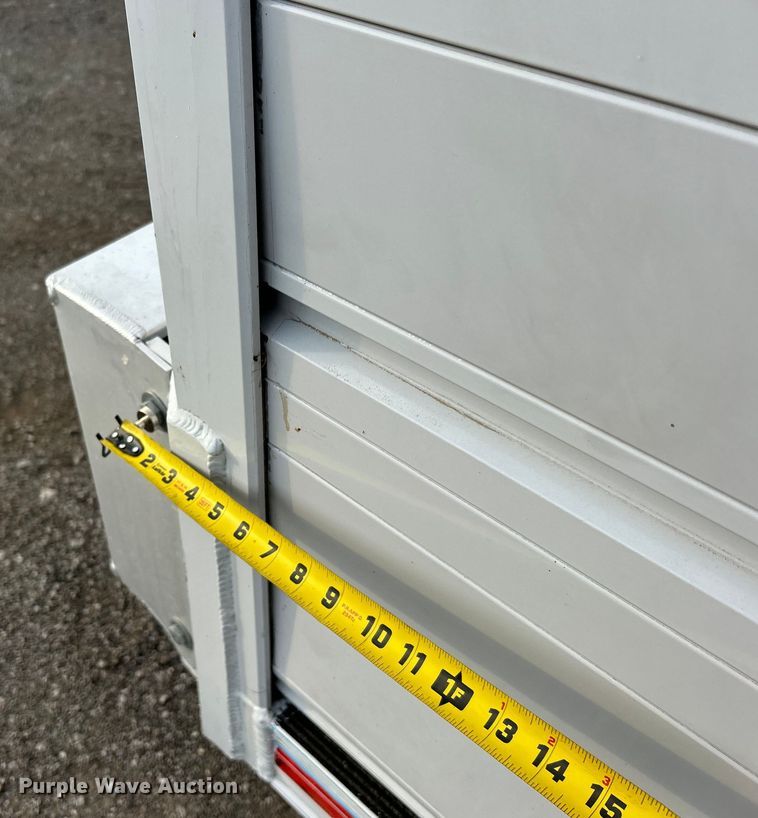 image for item EG0720 2017 Ford F650 Super Duty  delivery truck