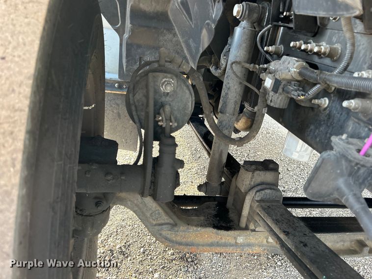 image for item EG0720 2017 Ford F650 Super Duty  delivery truck