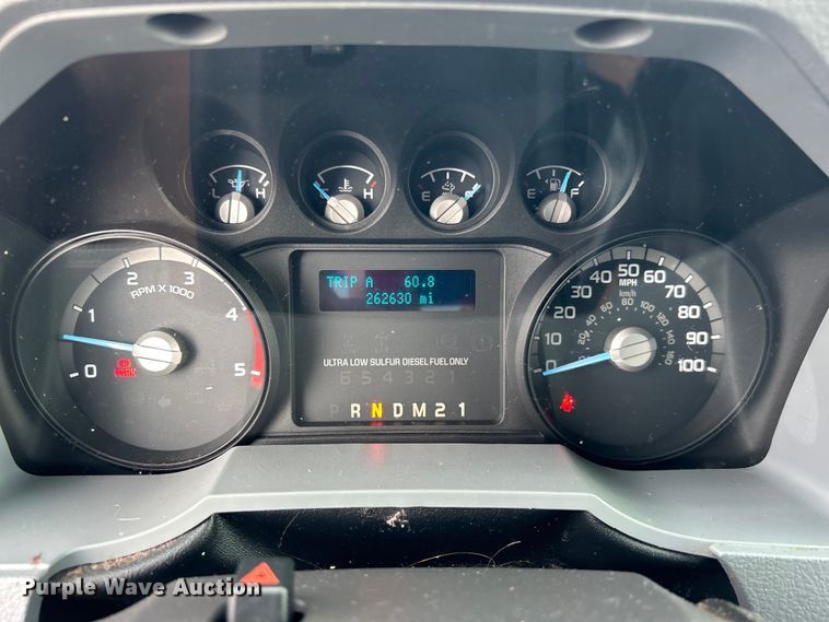 image for item EG0720 2017 Ford F650 Super Duty  delivery truck