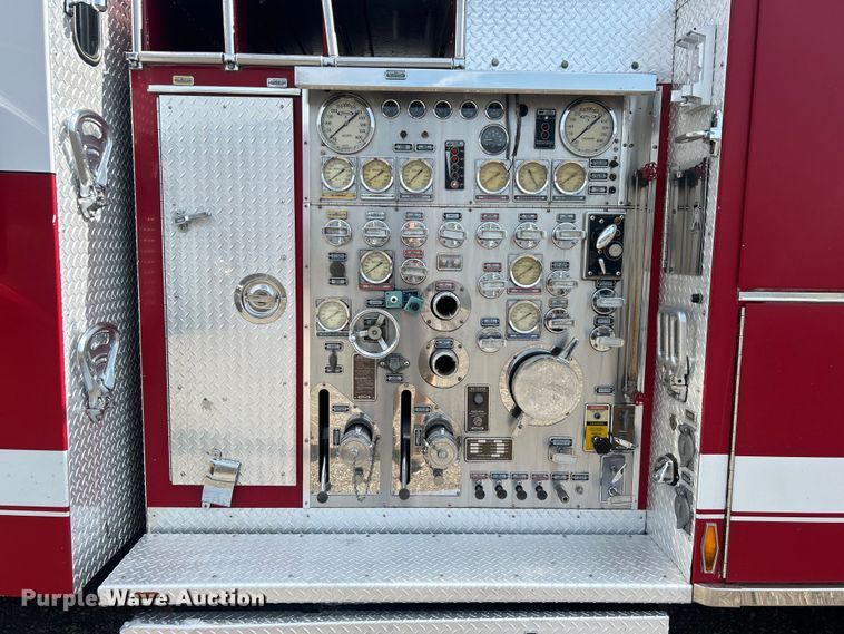 image for item EG0726 1991 Pierce Mfg. pumper fire truck