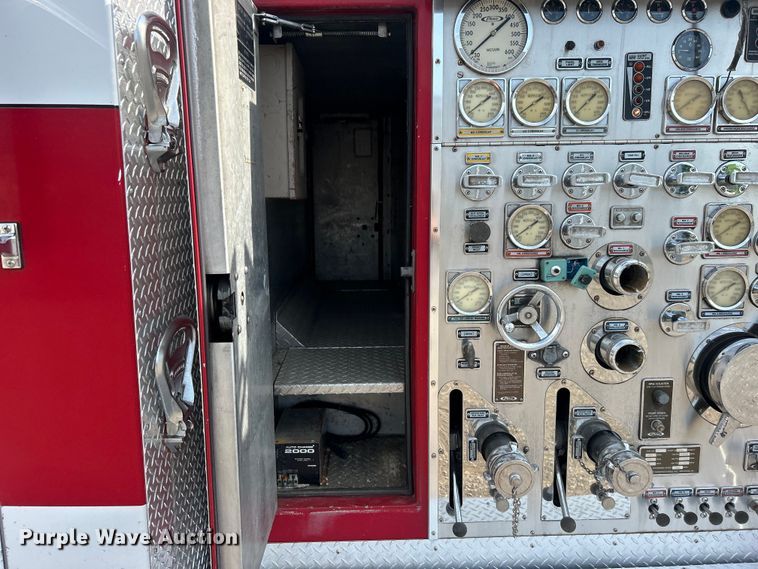 image for item EG0726 1991 Pierce Mfg. pumper fire truck