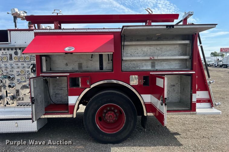image for item EG0726 1991 Pierce Mfg. pumper fire truck