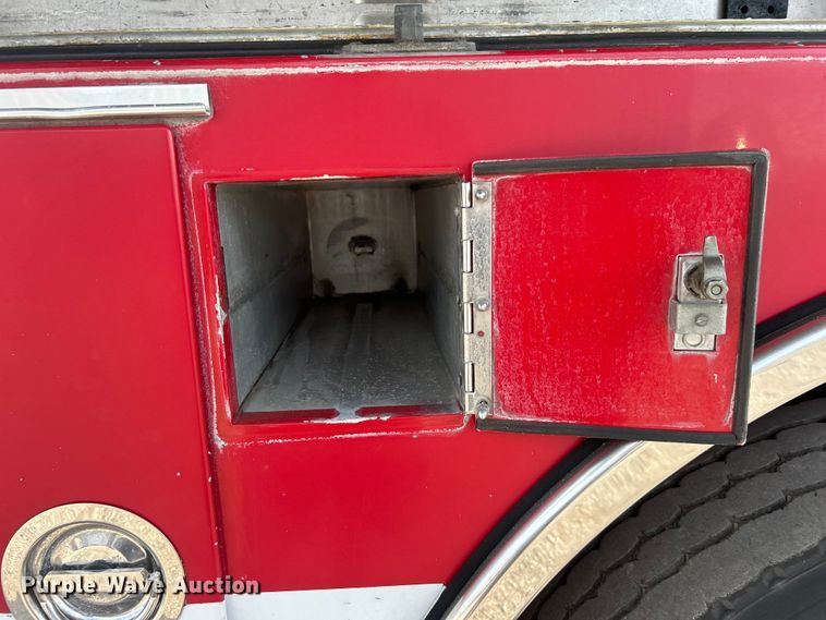 image for item EG0726 1991 Pierce Mfg. pumper fire truck