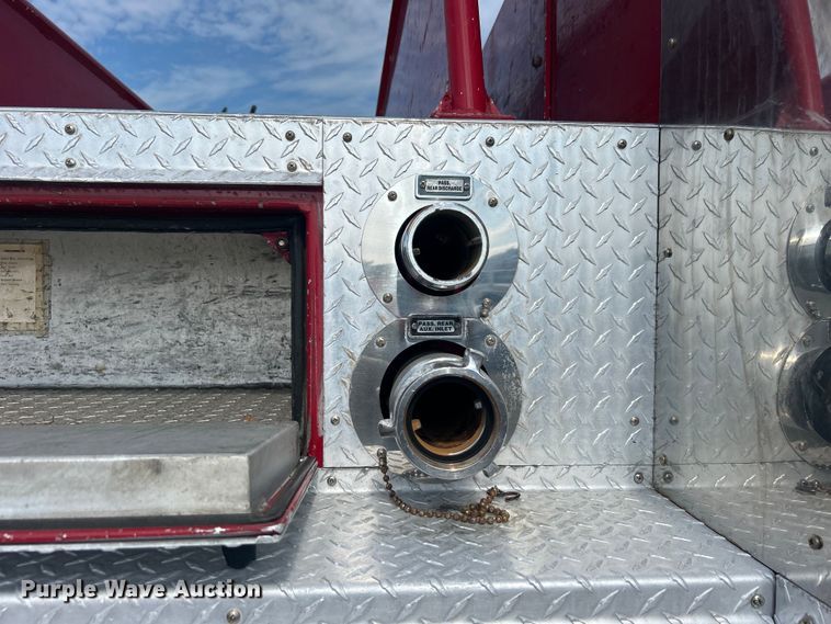 image for item EG0726 1991 Pierce Mfg. pumper fire truck